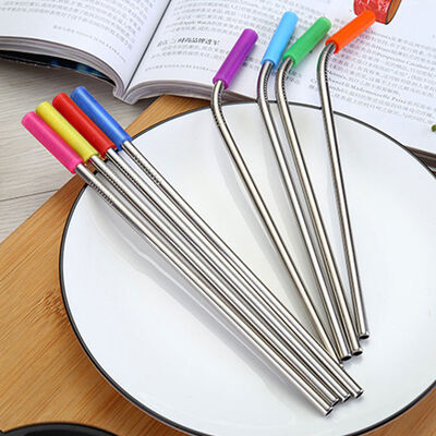 Pajas de beber de acero inoxidables del metal con las fuentes de la cocina del bolso