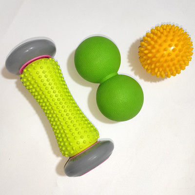 Bola plástica multifuncional del masaje del rodillo del pie para los electrodomésticos del alivio