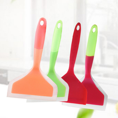 Las crepes seguras de cocinar antiadherentes del silicón traspalan para los huevos pescan la pizza de la crepe