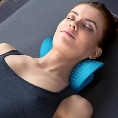 Relajador de cuello y hombros Dispositivo de tracción cervical Almohada quiropráctica Cuello