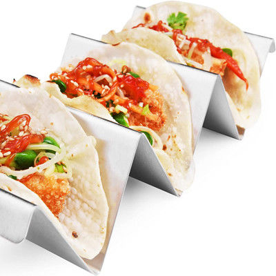 Los tenedores de acero inoxidables del taco de la astilla abultan las fuentes de la cocina