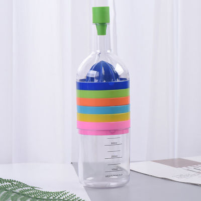 8 multifuncionales en 1 taza del sistema de herramienta de la cocina Juice Bottle Grater Fruit y vegetal