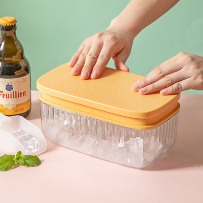 El fabricante del cubo de hielo de 28 agujeros moldea el congelador con la tapa y el compartimiento para la cocina