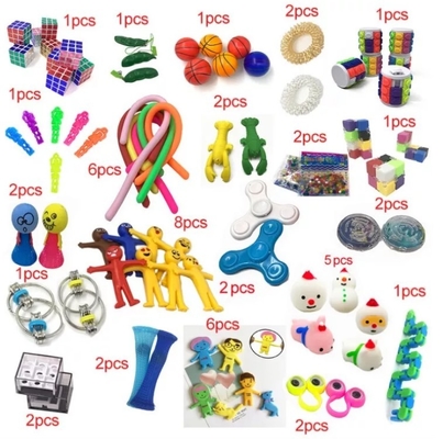 Los ornamentos de la Navidad de Halloween de 50 paquetes inquietan sistema sensorial de los juguetes