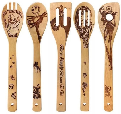 El laser de bambú de los utensilios de la cocina de la Navidad de Halloween grabó el sistema de bambú de los cubiertos
