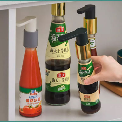 Bomba hermética del dispensador de la salsa de la ostra de la botella de la prensa de la mano del apretón de las herramientas de la cocina