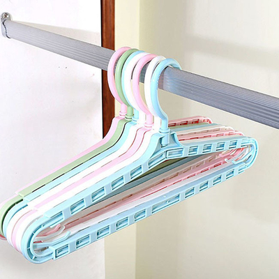 Suspensiones de ropa plásticas de los productos de los electrodomésticos ajustables de la extra grande de los PP