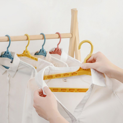Suspensiones de ropa plásticas de los productos de los electrodomésticos ajustables de la extra grande de los PP