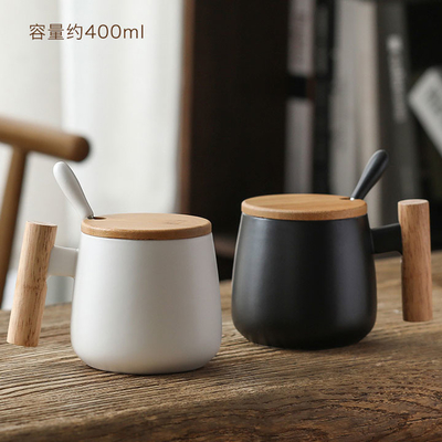 Las tazas de té de cerámica de Ministerio del Interior 400ml del OEM asaltan con la tapa y la cuchara