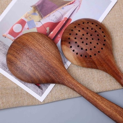 No pegue las cucharas de madera de los utensilios de bambú de la cocina a granel para cocinar 5 pedazos