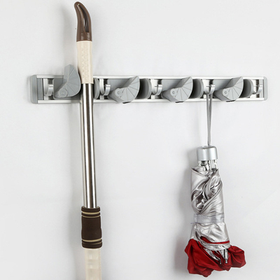 Organizador montado en la pared For Pantry de la fregona de la escoba del estante del almacenamiento de la escoba y de la fregona del metal