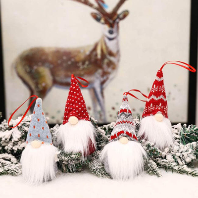 La Navidad hecha a mano de Halloween adorna los gnomos de la felpa para el árbol de Navidad